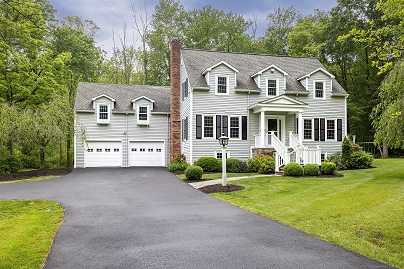 49 Lamppost Dr, Redding, CT 06896 United States