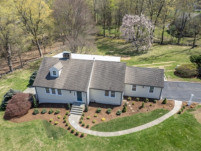 27 Powderhorn Dr, Ridgefield, CT 06877 United States