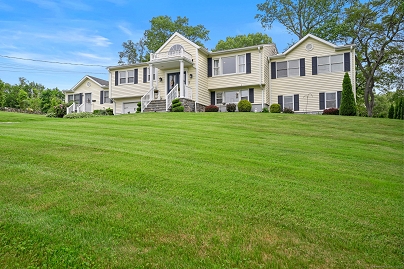 6 Timberlane Dr, Shelton, CT 06484 United States
