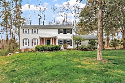 70 Cali Dr, Shelton, CT 06484 United States