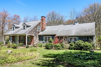10 Meadow Ln, Sherman, CT 06784 United States