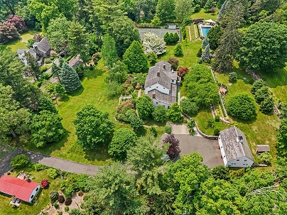 19 Skymeadow Dr, Stamford, CT 06903 United States