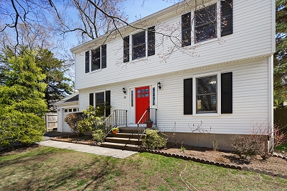 81 Turn Of River Rd, Stamford, CT 06905 United States