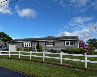 105 Daniel Dr, Stratford, CT 06614 United States