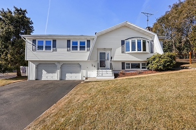 107 Emerson Dr, Stratford, CT 06614 United States