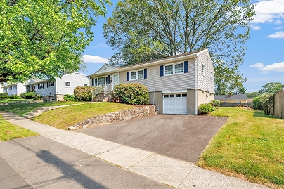305 Dahl Ave, Stratford, CT 06614 United States