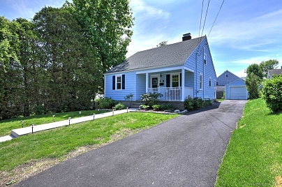 413 Wilcoxson Ave, Stratford, CT 06614 United States