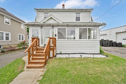 499 Sherwood Pl, Stratford, CT 06615 United States