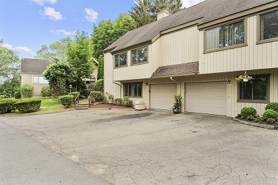 518 Iroquois Ln Unit A, Stratford, CT 06614 United States