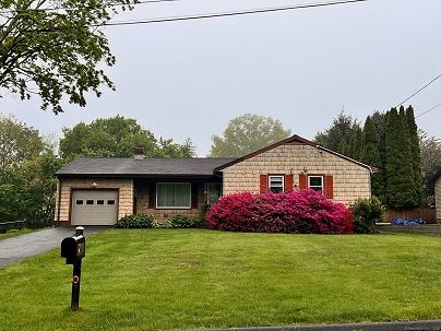 15 Burton Ave, Trumbull, CT 06611 United States