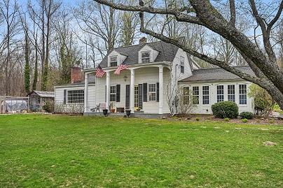 2214 Huntington Tpke, Trumbull, CT 06611 United States