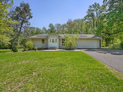 45 Merrimac Dr, Trumbull, CT 06611 United States