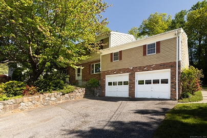 48 Lafayette Dr, Trumbull, CT 06611 United States
