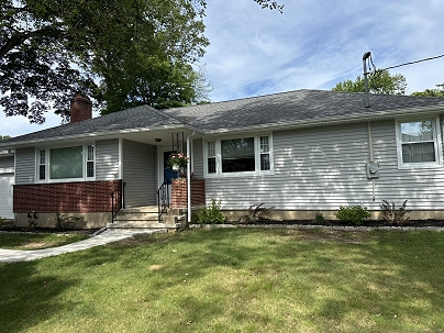 49 Locust St, Trumbull, CT 06611 United States