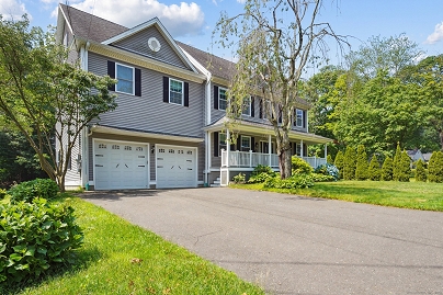 83 Cottage St, Trumbull, CT 06611 United States