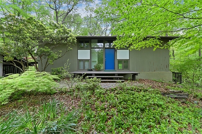 27 Hackberry Hill Rd, Weston, CT 06883 United States