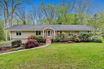 28 Codfish Ln, Weston, CT 06883 United States