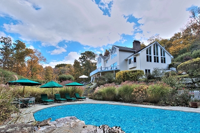 28 Old Orchard Dr, Weston, CT 06883 United States