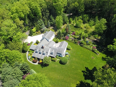 29 Bradley Rd, Weston, CT 06883 United States