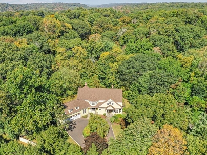 4 Lyons Plain Rd, Weston, CT 06883 United States