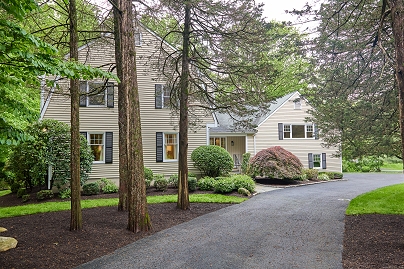 42 Trails End Rd, Weston, CT 06883 United States