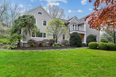 9 Blue Spruce Cir, Weston, CT 06883 United States
