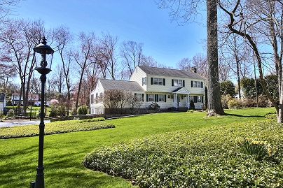 33 Pequot Trl, Westport, CT 06880 United States