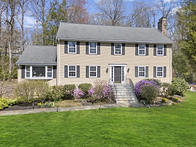 18 Hammersmith, Avon, CT 06001 United States