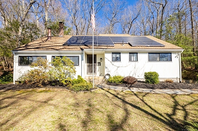 206 New Rd, Avon, CT 06001 United States