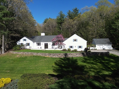 26 Lord Davis Ln, Avon, CT 06001 United States