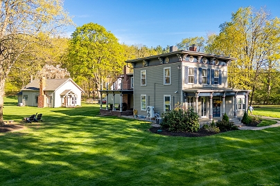290 Waterville Rd, Avon, CT 06001 United States