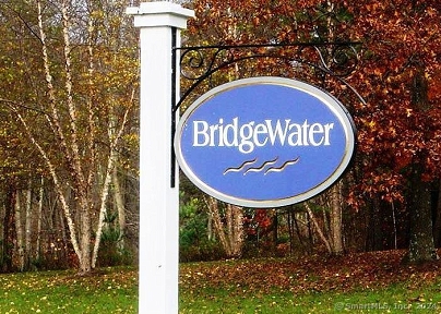 31 Stockbridge Dr, Avon, CT 06001 United States