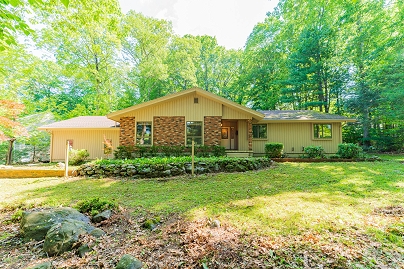 54 Timber Ln, Avon, CT 06001 United States
