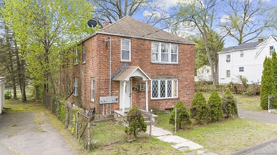 23 Harding Ave, Bloomfield, CT 06002 United States