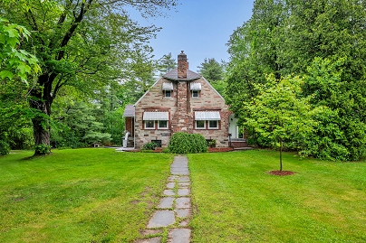 242 Park Ave, Bloomfield, CT 06002 United States