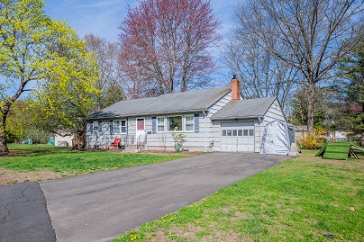 6 Greenmeadow Dr, Bloomfield, CT 06002 United States