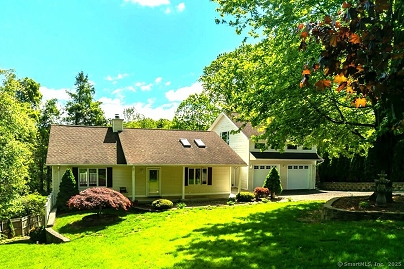 2 Topsfield Rd, Bristol, CT 06010 United States