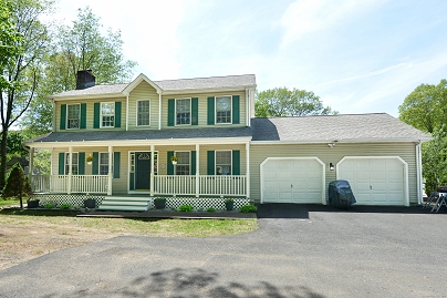 39 Warner St, Bristol, CT 06010 United States