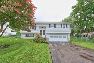 59 Litchfield Ln, Bristol, CT 06010 United States