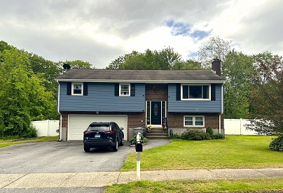 90 Redwood Dr, Bristol, CT 06010 United States