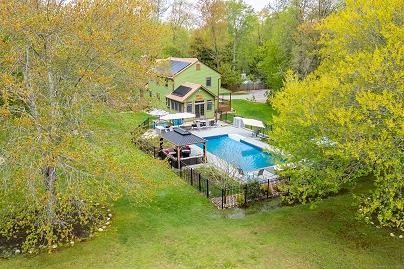 27 School House Hl, Burlington, CT 06013 United States