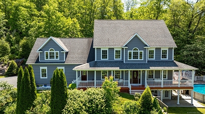 29 Secret Mountain Trl, Canton, CT 06019 United States