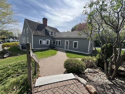 59 E Hill Rd, Canton, CT 06019 United States