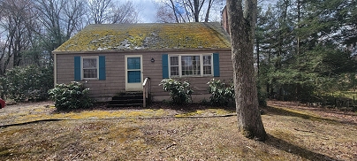 20 Sweetbrier Rd, East Granby, CT 06026 United States