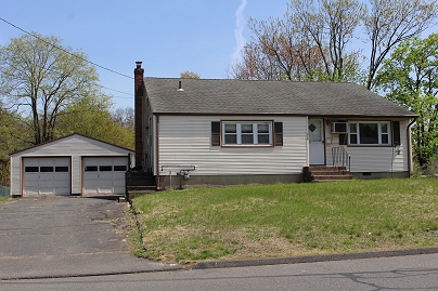 112 Henderson Dr, East Hartford, CT 06108 United States