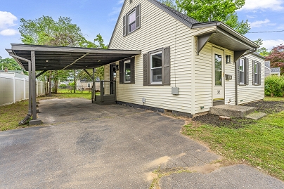 32 Porterbrook Ave, East Hartford, CT 06118 United States