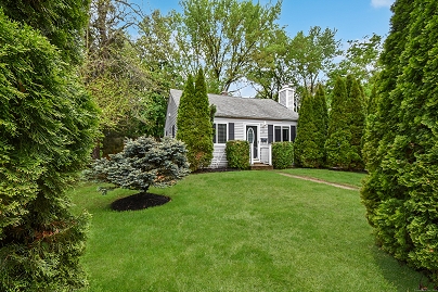 37 Naubuc Ave, East Hartford, CT 06118 United States