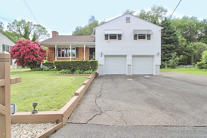 47 Delmont Rd, East Hartford, CT 06108 United States