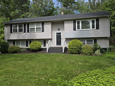 77 Hartz Ln, East Hartford, CT 06118 United States
