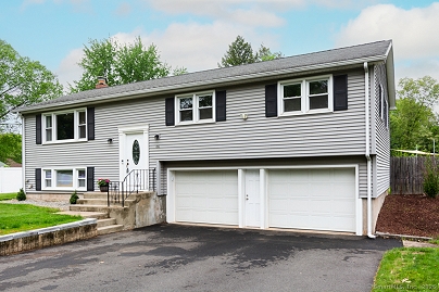 86 Rustic Ln, East Hartford, CT 06118 United States